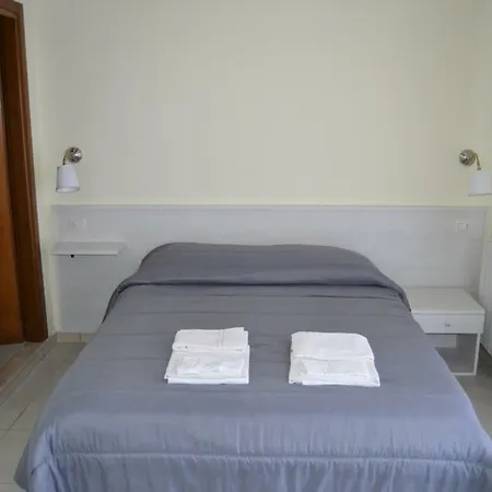 Πανσιόν Guesthouse Holiday Formia Beach