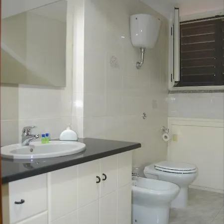 Guesthouse Holiday Formia Beach Φόρμια
